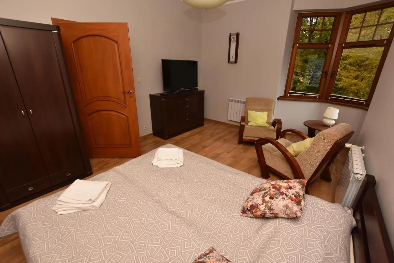 Apartament Mondi Kai II, piękna Willa przy szlaku na Szrenicę, mini SPA Szklarska Poręba